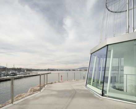 Phare Ylliam Lighthouse