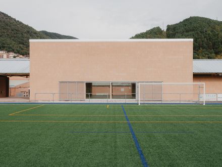 Ripoll - Changing Rooms And A Multi-purpose Hall