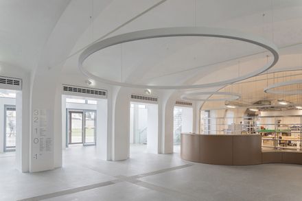 Center Rog – Renovation And Creative Center