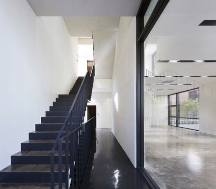 Triplet Code Sinsa Neighborhood Facility