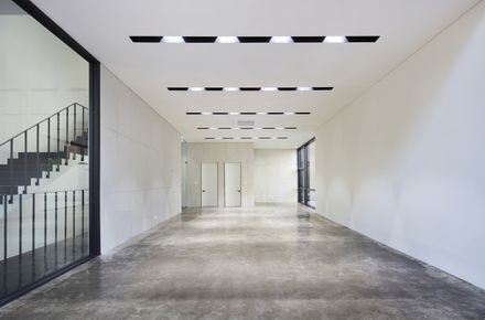 Triplet Code Sinsa Neighborhood Facility