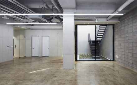 Triplet Code Sinsa Neighborhood Facility