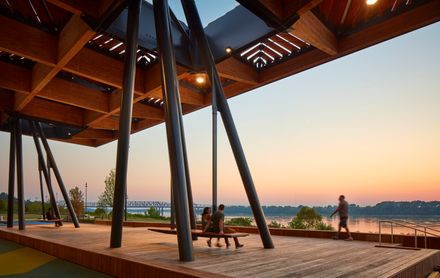 Tom Lee Park