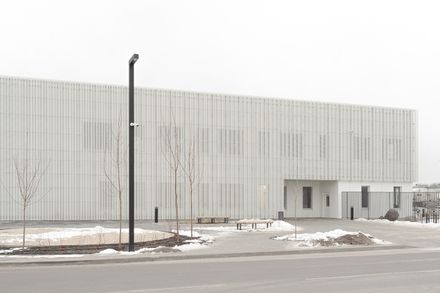 Roshen Logistics Center