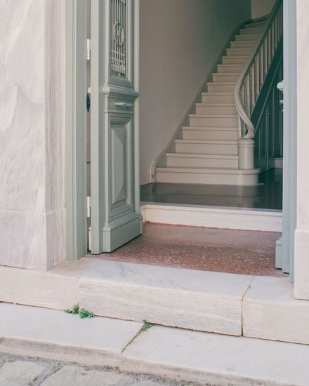 Plaka House
