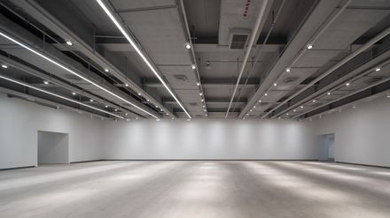 The Opened “white Box” Art Museum, Ocat-b10