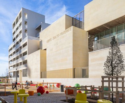 Les Fabriques School