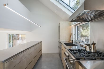 Anzio Laneway House