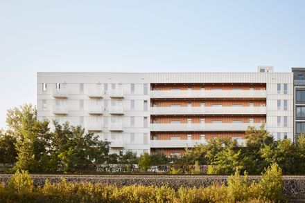 Intergenerational Housing Coop Milieu De L’île