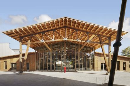 Restructuring And Extension Of The Académie Fratellini In Saint-denis