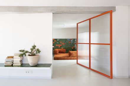 Villa T