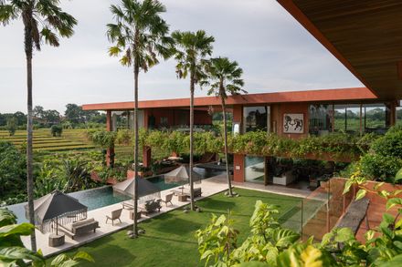 Nenek Coco Villa