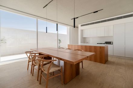 Tneib House