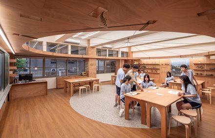 Qingshan Forest Junior High School Classroom