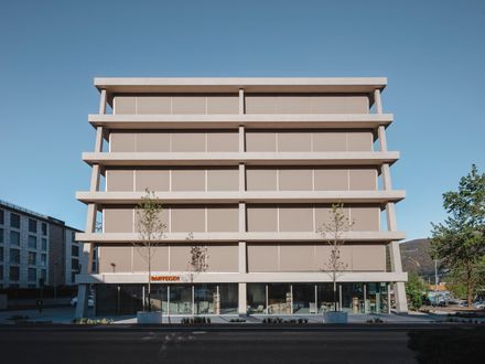 Raiffeisen Bank, Savosa