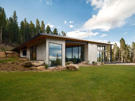 Echo Mountain Retreat
