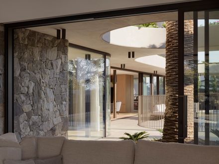 Gawler Crescent House