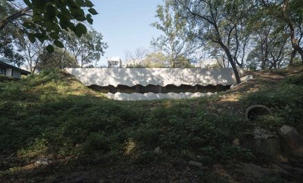 Public Restroom Of Nanjing Sifang Art Lake District
