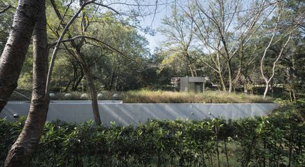Public Restroom Of Nanjing Sifang Art Lake District