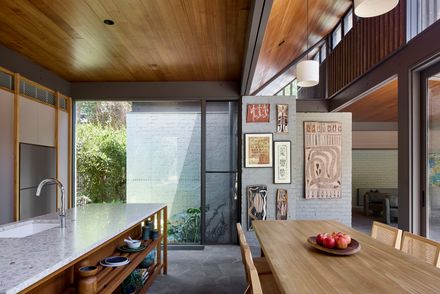 Eaglemont House