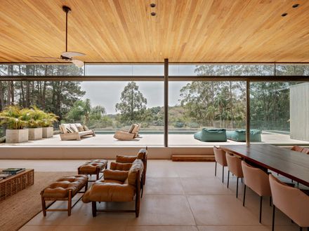 JL Dam House