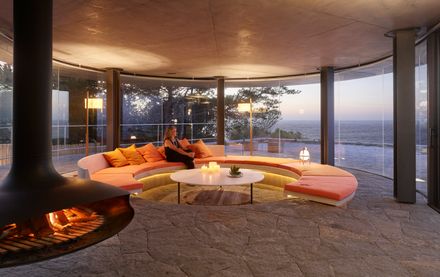 “S” House