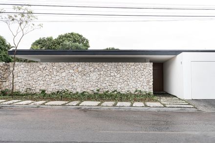 Ostra House