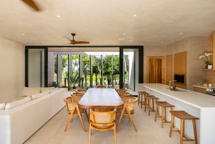 Six Courtyards House