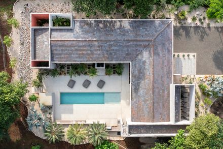 Six Courtyards House