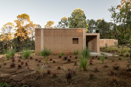 Km House