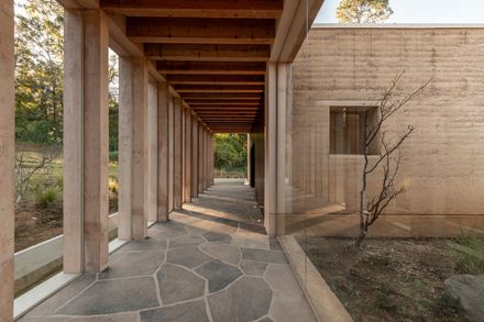 Km House