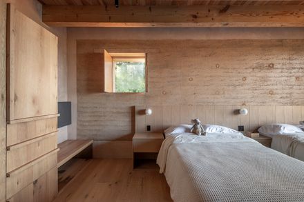 Km House