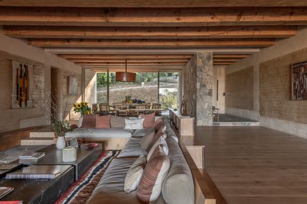 Km House
