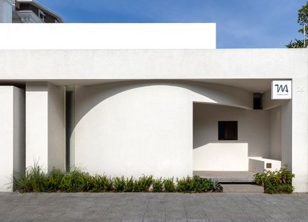 Taa Gallery