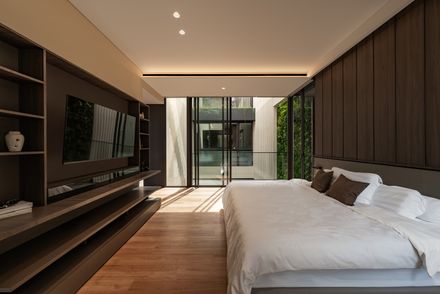 Syncube House