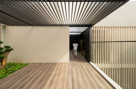 Syncube House