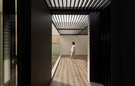 Syncube House