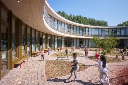 School In Dunkerque