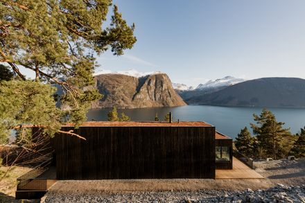 18-07 Holiday Home