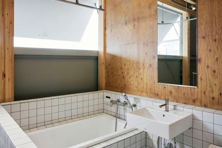 Uchida Shoten New Head Office