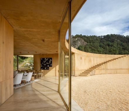 House 720 Degrees