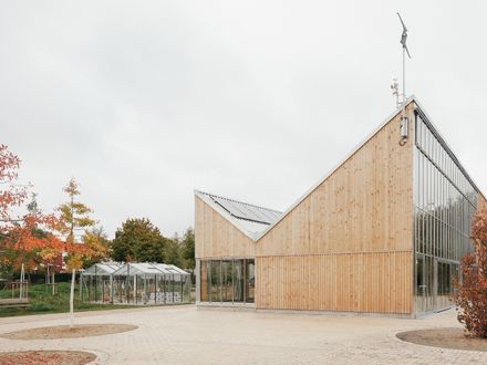 House Of The Seasons
