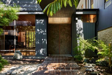 Glass Ridge House