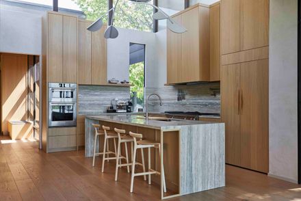 Glass Ridge House