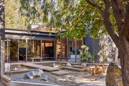 Glass Ridge House