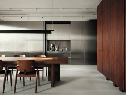 V8 Apartment