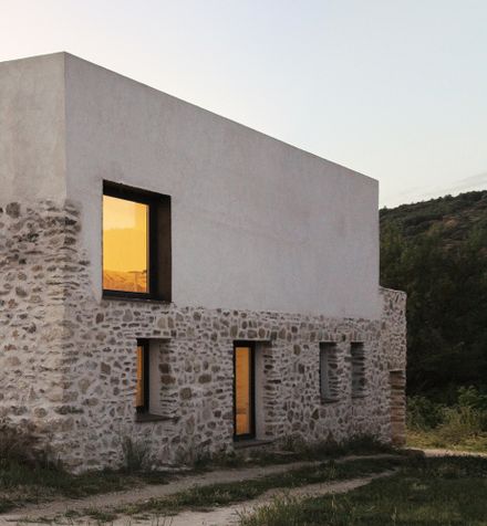 Emptied House – Seasonal Refuge In Soto De Sepúlveda, Segovia