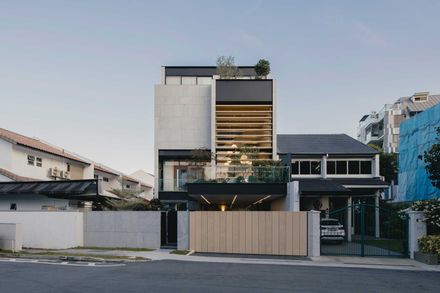 Halcyon House