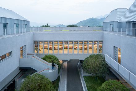 7Hills Yard - Hillstation Brand Center