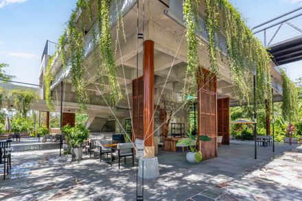 Phum Sambo Café & Eatery